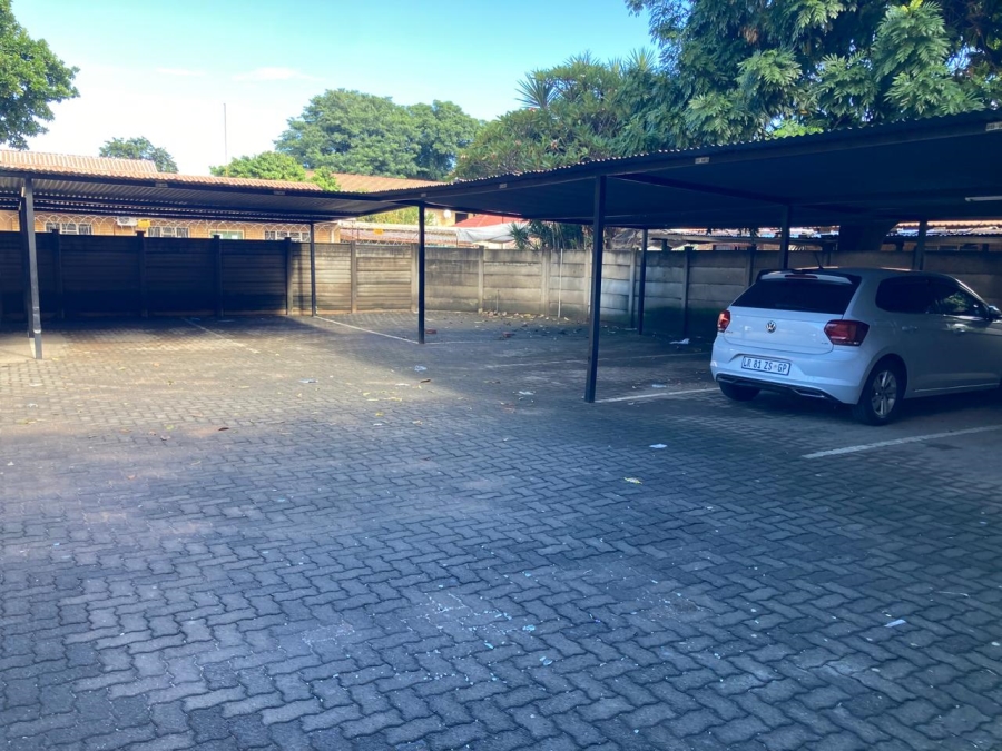 2 Bedroom Property for Sale in Rustenburg Central North West